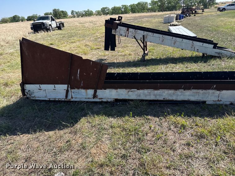 image for item DH1967 (2) conveyors