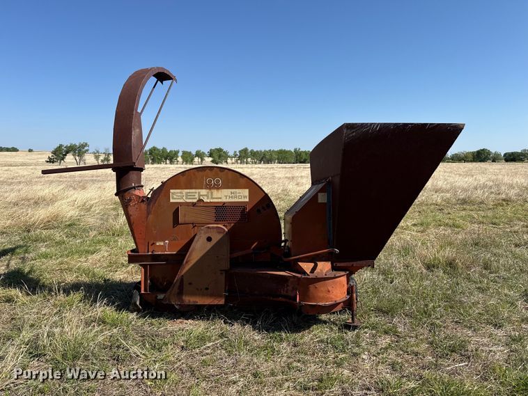 image for item DH1969 Gehl FB99 straw blower