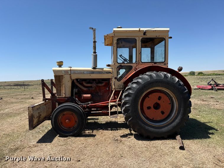 image for item DH1973 Case 930 tractor