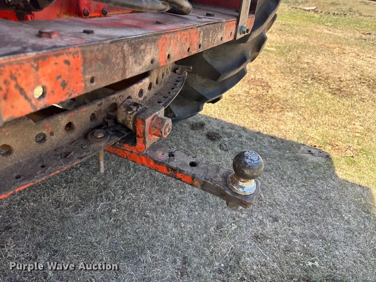 image for item DH1973 Case 930 tractor
