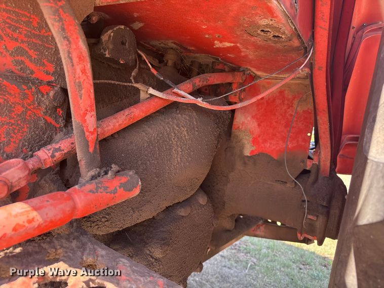 image for item DH1973 Case 930 tractor