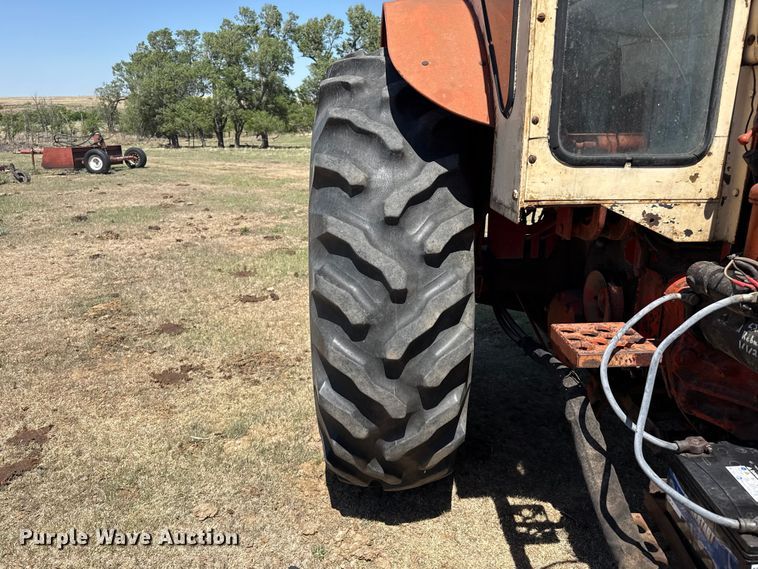 image for item DH1973 Case 930 tractor