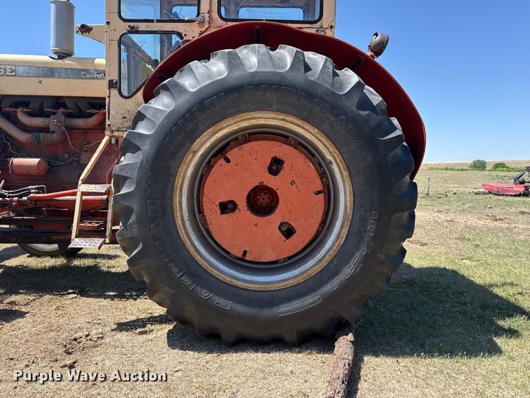 image for item DH1973 Case 930 tractor