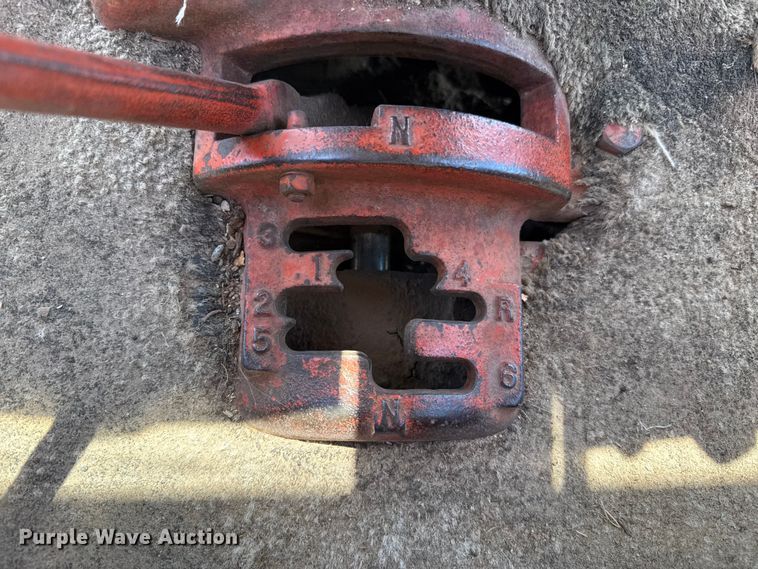 image for item DH1973 Case 930 tractor