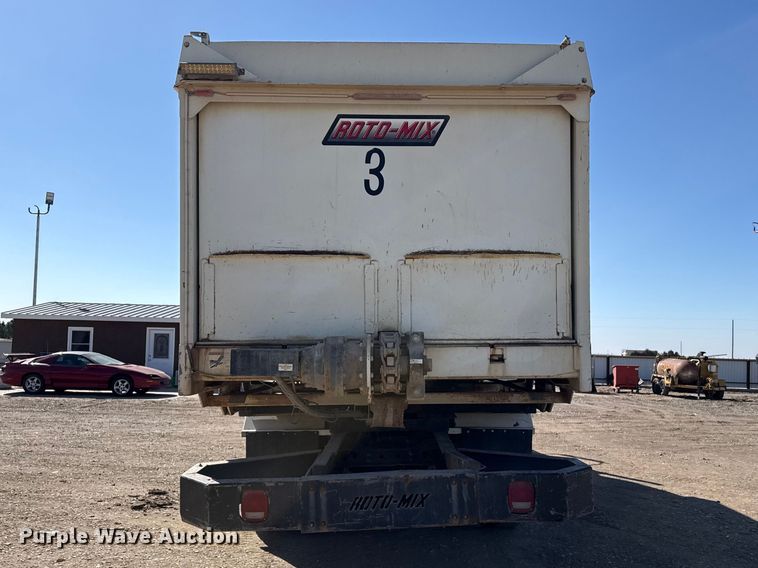 image for item DZ5238 2020 International HV607 feed mixer truck