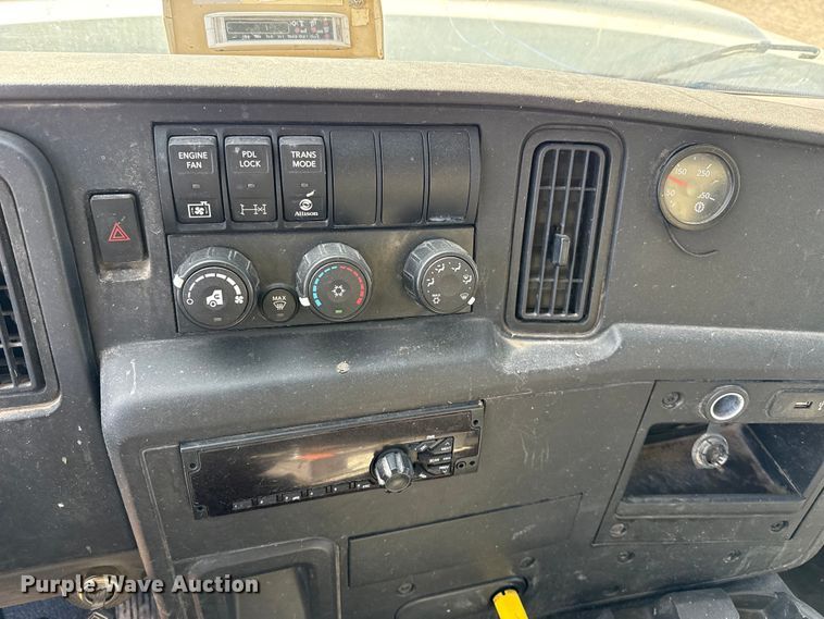 image for item DZ5238 2020 International HV607 feed mixer truck