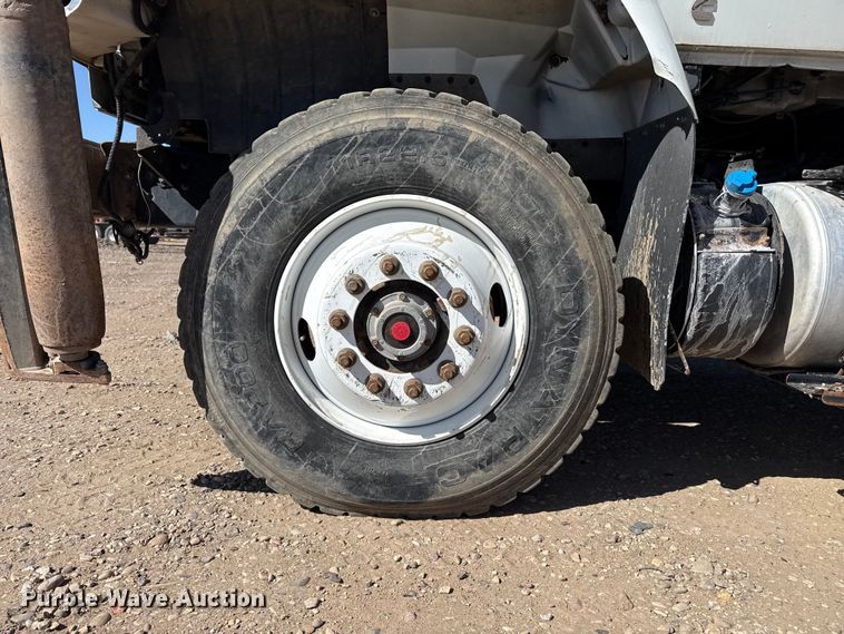 image for item DZ5238 2020 International HV607 feed mixer truck