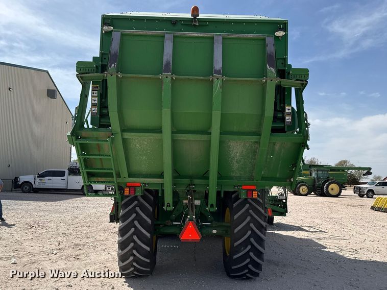 image for item DZ5360 2020 John Deere CS690 RWA cotton stripper