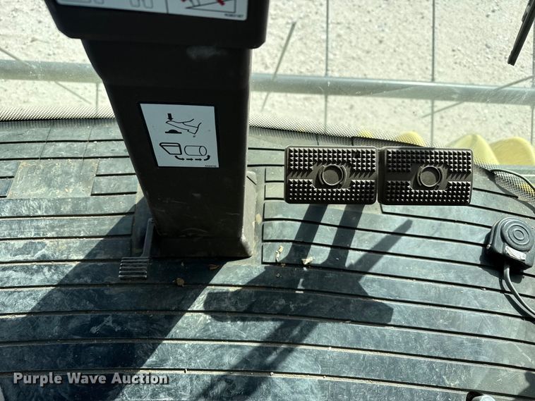 image for item DZ5360 2020 John Deere CS690 RWA cotton stripper