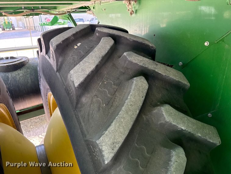 image for item DZ5360 2020 John Deere CS690 RWA cotton stripper