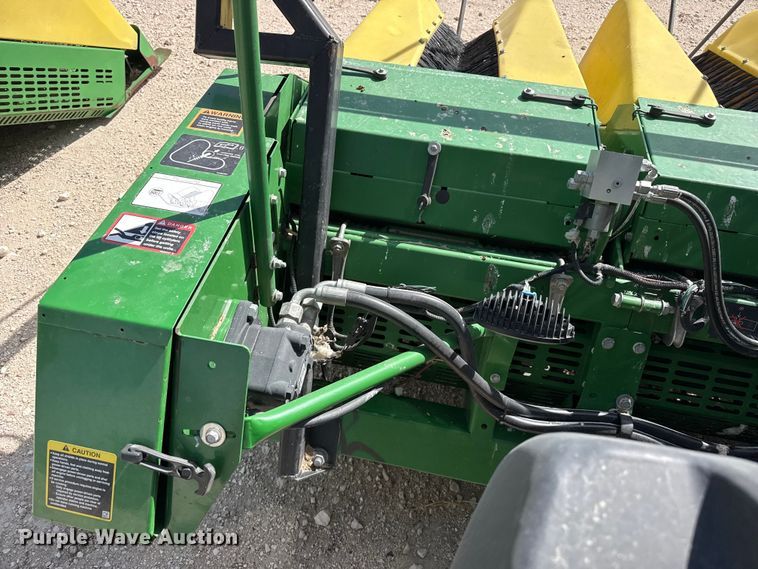 image for item DZ5360 2020 John Deere CS690 RWA cotton stripper