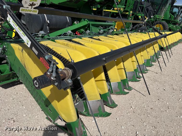 image for item DZ5360 2020 John Deere CS690 RWA cotton stripper