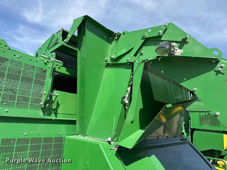 image for item DZ5360 2020 John Deere CS690 RWA cotton stripper