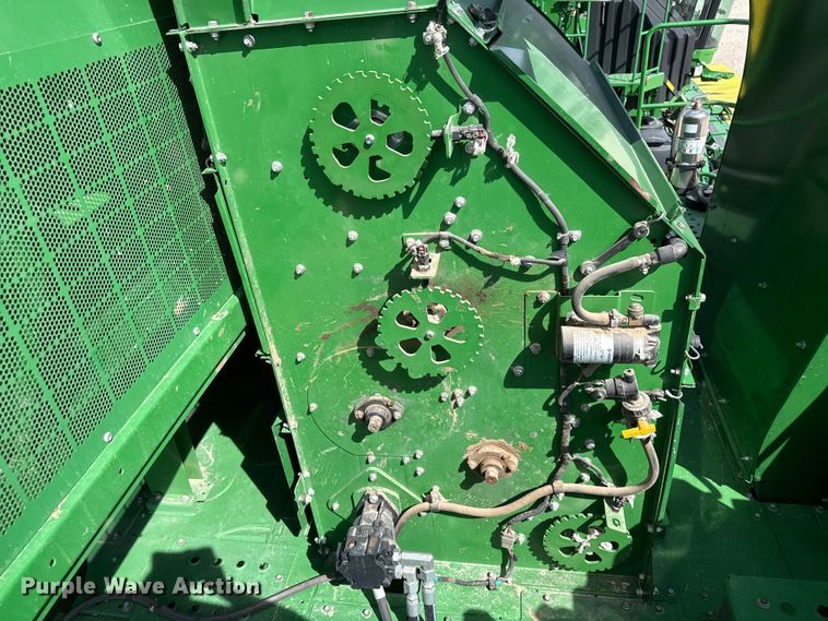 image for item DZ5360 2020 John Deere CS690 RWA cotton stripper