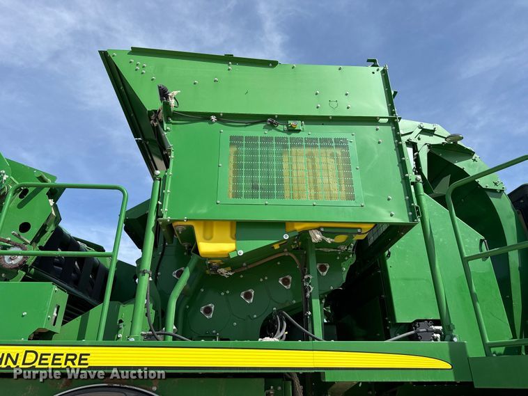 image for item DZ5360 2020 John Deere CS690 RWA cotton stripper