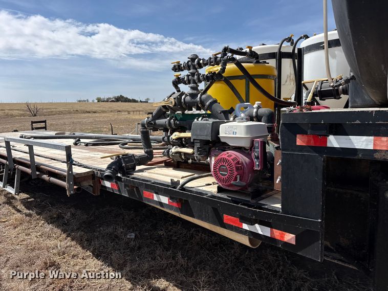 image for item DZ5361 2007 Neville Built sprayer trailer