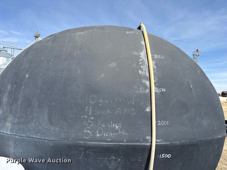 image for item DZ5361 2007 Neville Built sprayer trailer