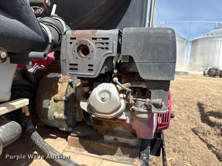 image for item DZ5361 2007 Neville Built sprayer trailer