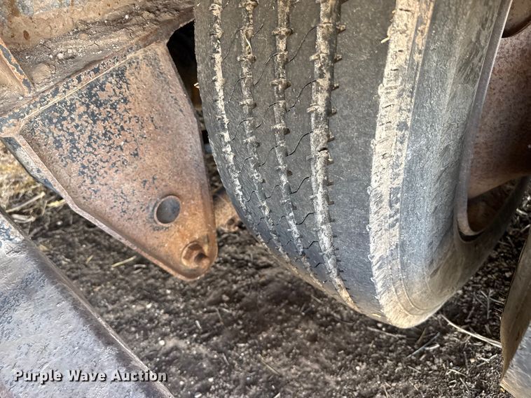 image for item DZ5361 2007 Neville Built sprayer trailer