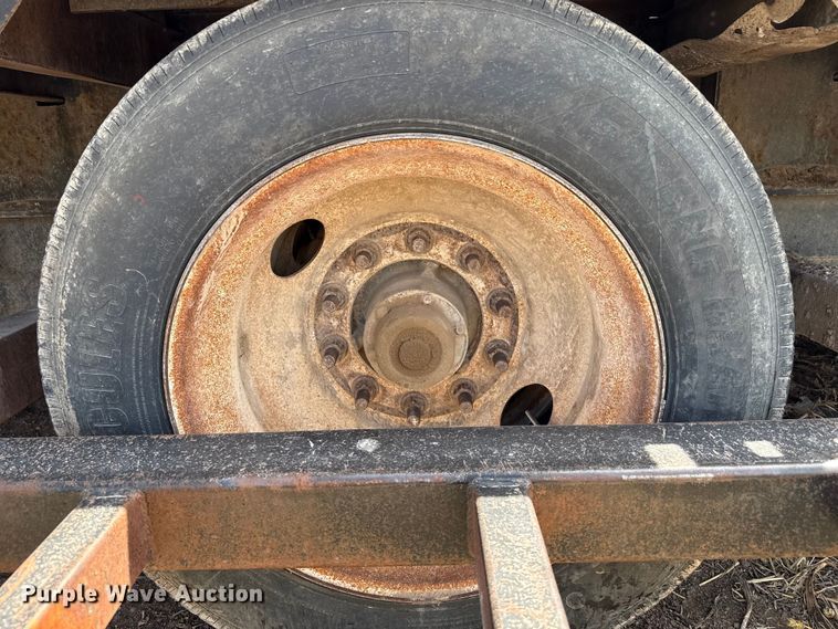 image for item DZ5361 2007 Neville Built sprayer trailer