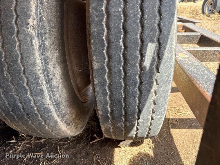 image for item DZ5361 2007 Neville Built sprayer trailer