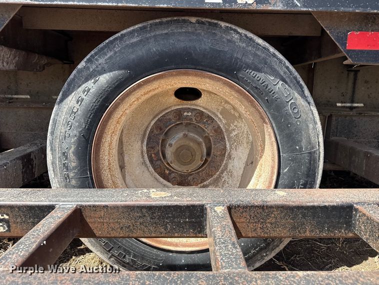 image for item DZ5361 2007 Neville Built sprayer trailer