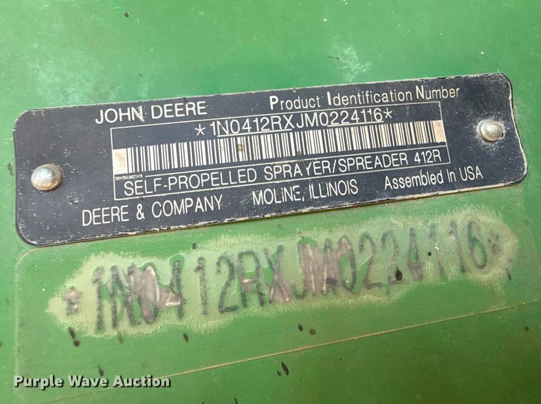 image for item DZ5363 2022 John Deere 412R sprayer
