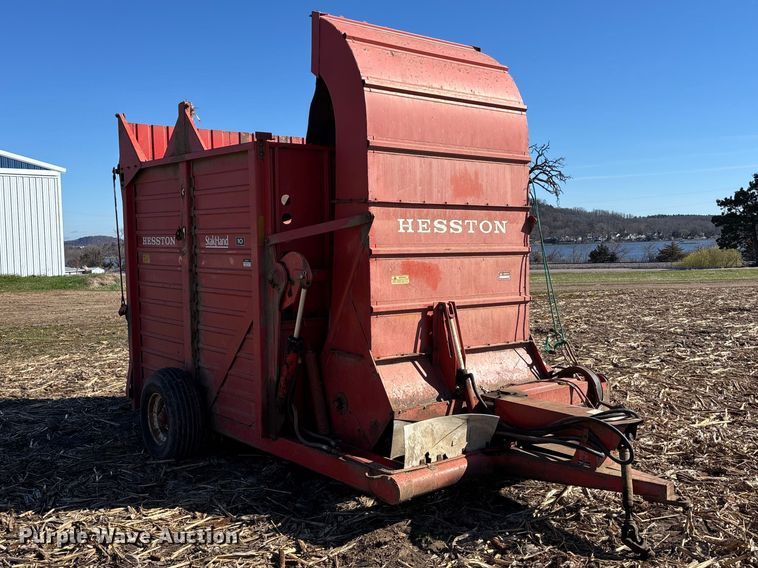 image for item EA4756 Hesston Stack Hand 10 hay bale stacker