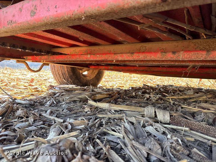 image for item EA4756 Hesston Stack Hand 10 hay bale stacker