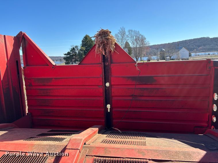 image for item EA4756 Hesston Stack Hand 10 hay bale stacker