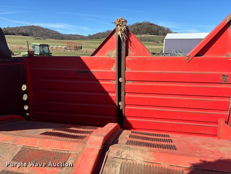 image for item EA4756 Hesston Stack Hand 10 hay bale stacker