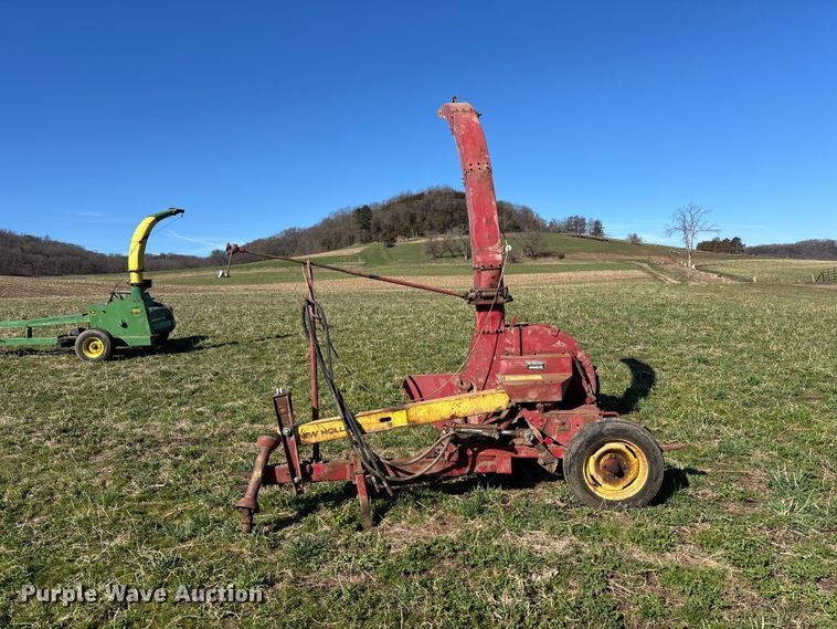 image for item EA4757 Sperry New Holland 36 forage harvester