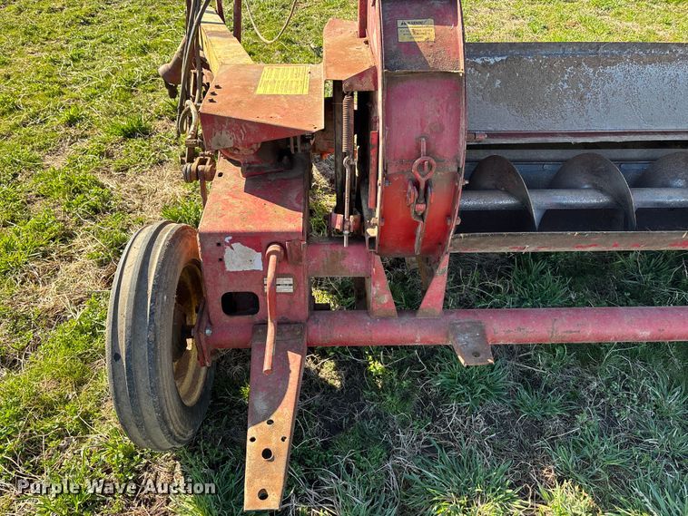 image for item EA4757 Sperry New Holland 36 forage harvester