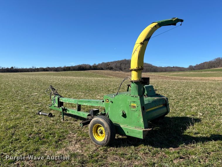 image for item EA4758 John Deere 3940 forage harvester