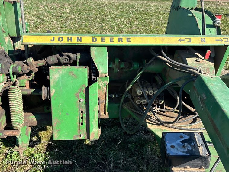 image for item EA4758 John Deere 3940 forage harvester