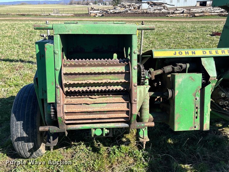 image for item EA4758 John Deere 3940 forage harvester