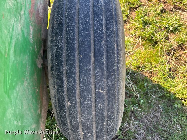 image for item EA4758 John Deere 3940 forage harvester