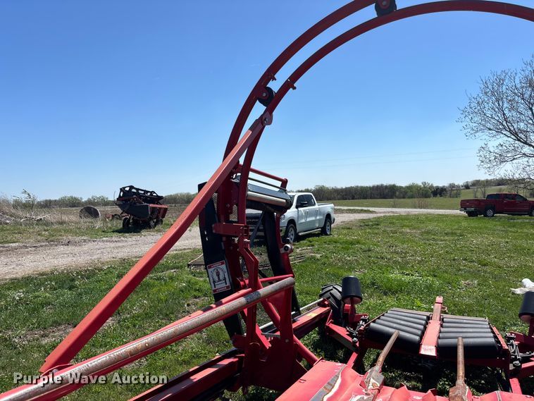 image for item EA4826 2016 Anderson IFX660 bale wrapper