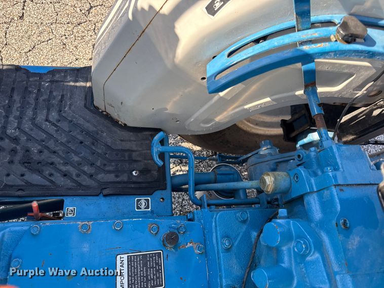 image for item EC4577 1996 New holland 1715 MFWD tractor