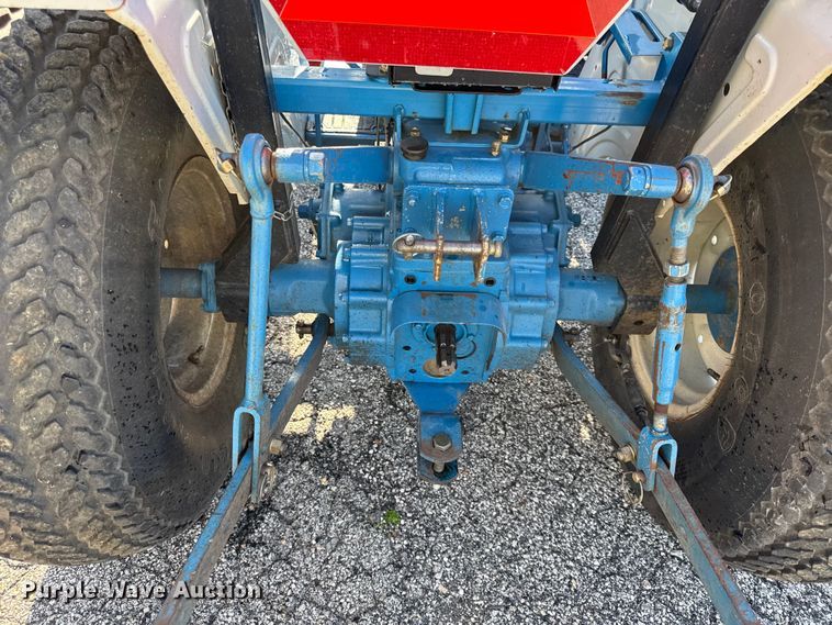 image for item EC4577 1996 New holland 1715 MFWD tractor