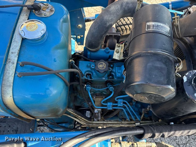 image for item EC4577 1996 New holland 1715 MFWD tractor