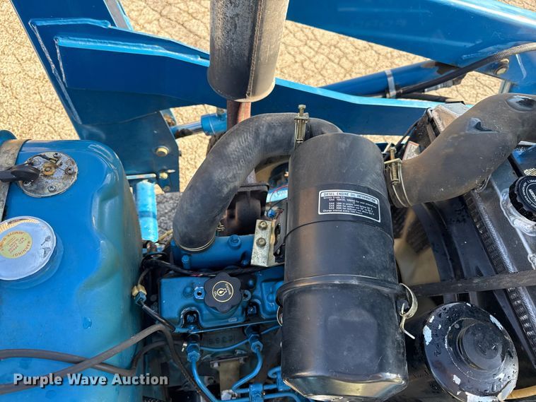 image for item EC4577 1996 New holland 1715 MFWD tractor