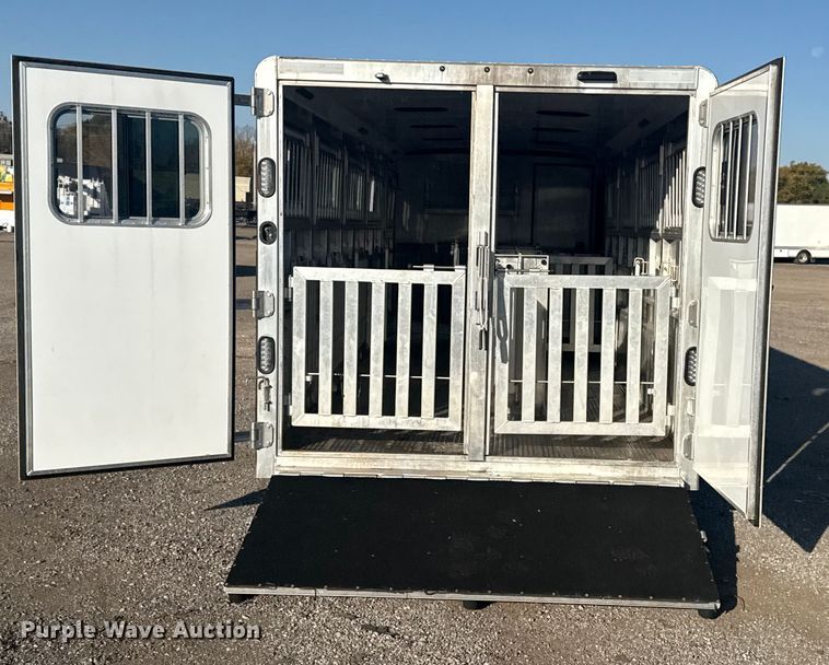image for item EG1716 2025 Exiss Sooner Trailer Mfg. Sooner Select 7026 livestock trailer