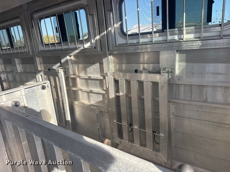 image for item EG1716 2025 Exiss Sooner Trailer Mfg. Sooner Select 7026 livestock trailer