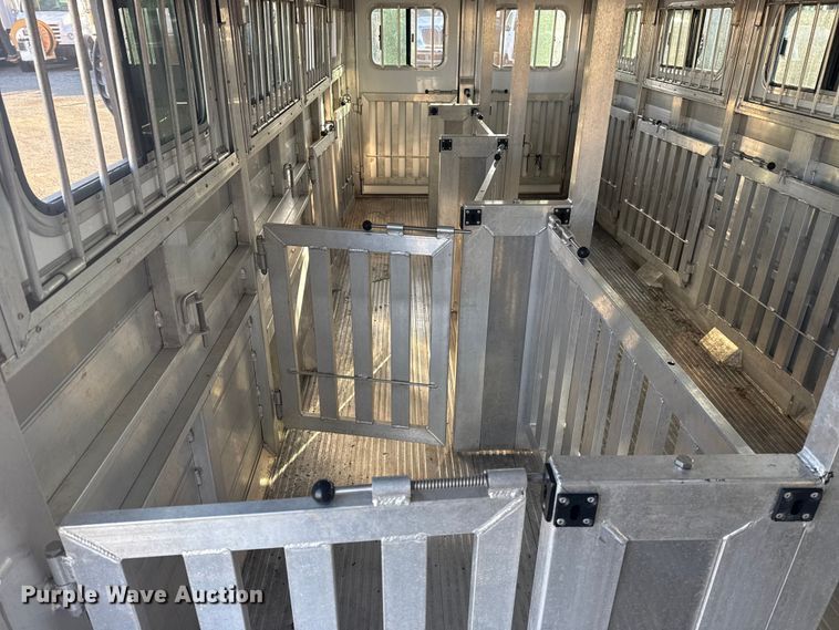 image for item EG1716 2025 Exiss Sooner Trailer Mfg. Sooner Select 7026 livestock trailer