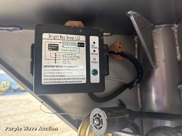 image for item EG1716 2025 Exiss Sooner Trailer Mfg. Sooner Select 7026 livestock trailer