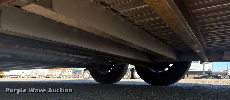 image for item EG1716 2025 Exiss Sooner Trailer Mfg. Sooner Select 7026 livestock trailer