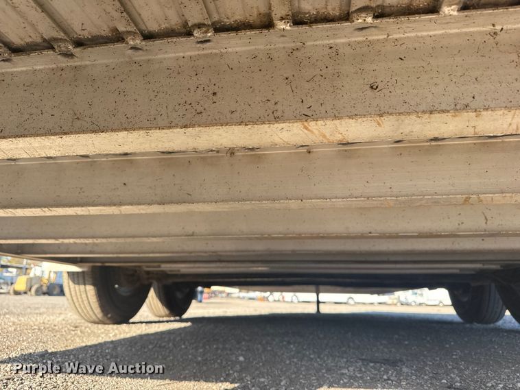 image for item EG1716 2025 Exiss Sooner Trailer Mfg. Sooner Select 7026 livestock trailer