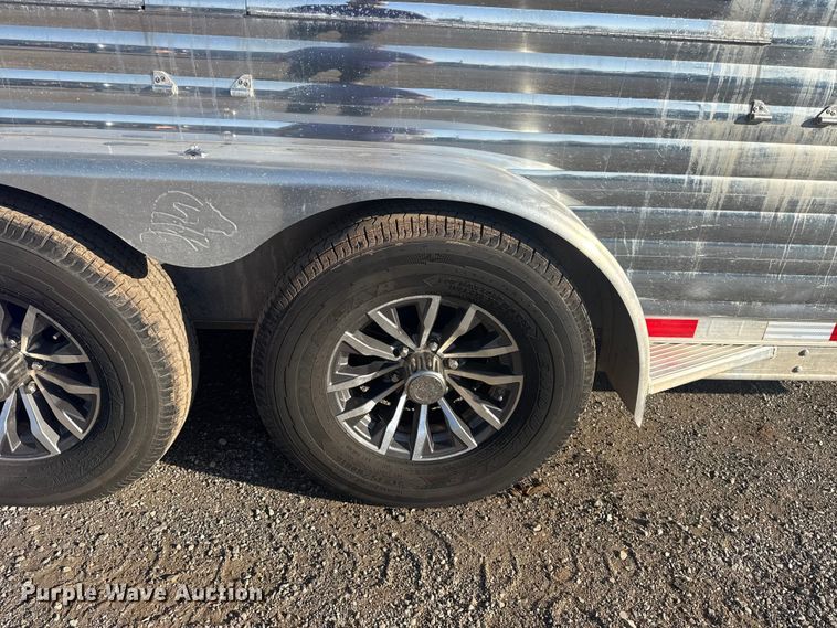 image for item EG1716 2025 Exiss Sooner Trailer Mfg. Sooner Select 7026 livestock trailer