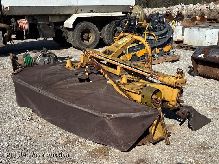 image for item EO4158 Vermeer 210 disc mower